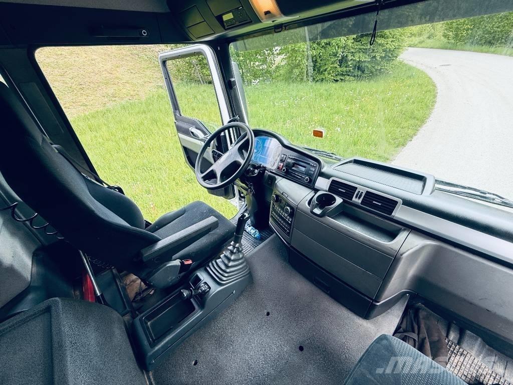 MAN TGS 26.360 Vlakke laadvloer met kraan