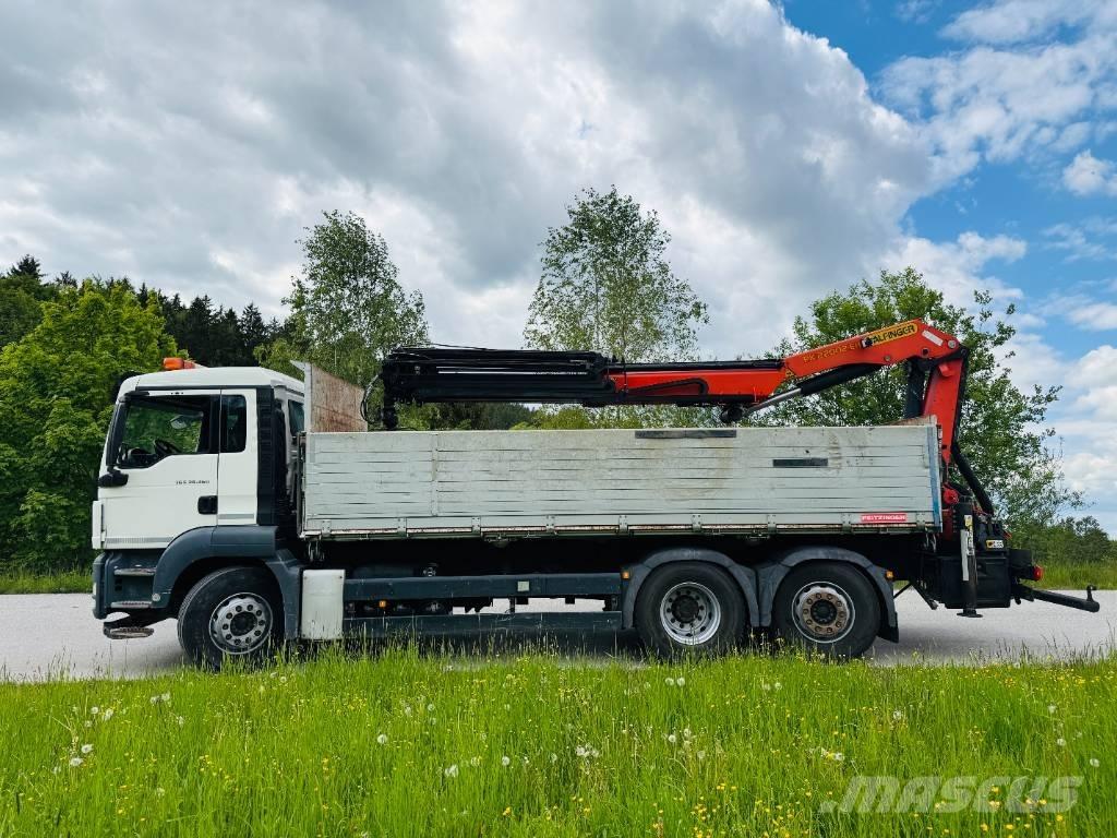 MAN TGS 26.360 Vlakke laadvloer met kraan
