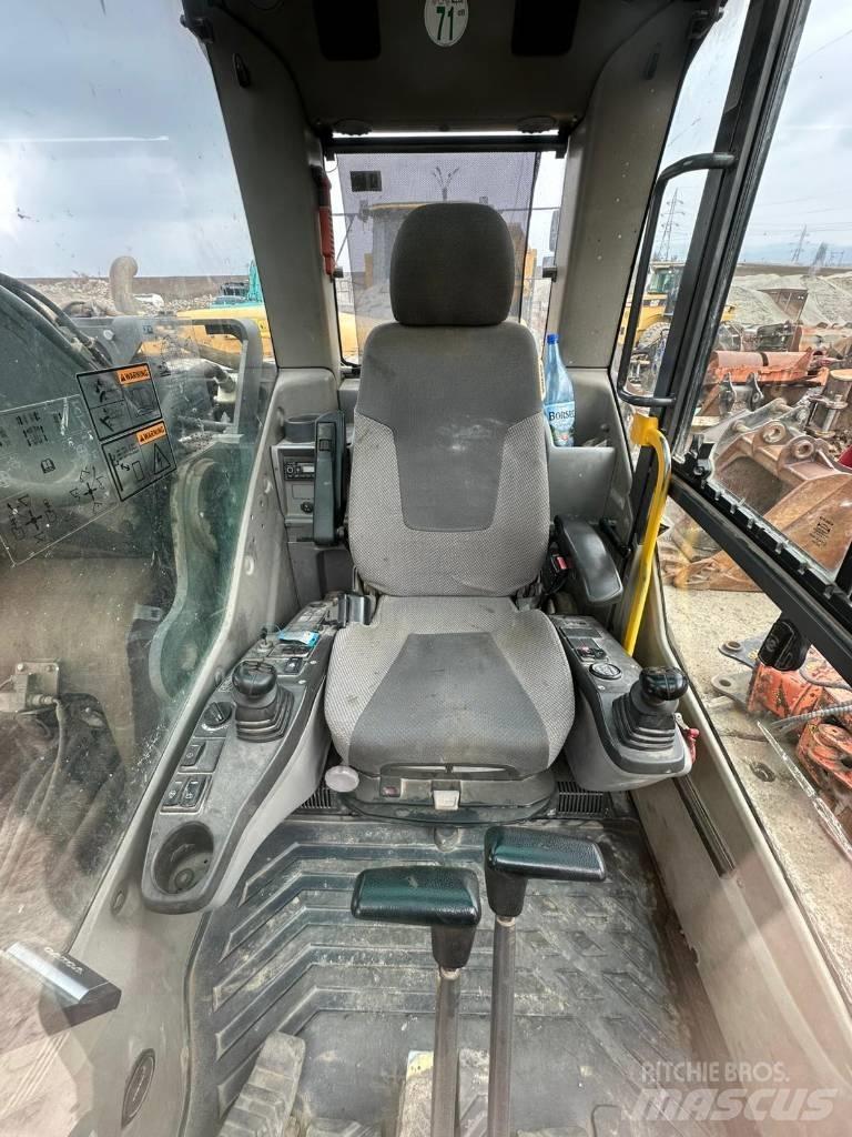 Volvo EC 290 C L Rupsgraafmachines