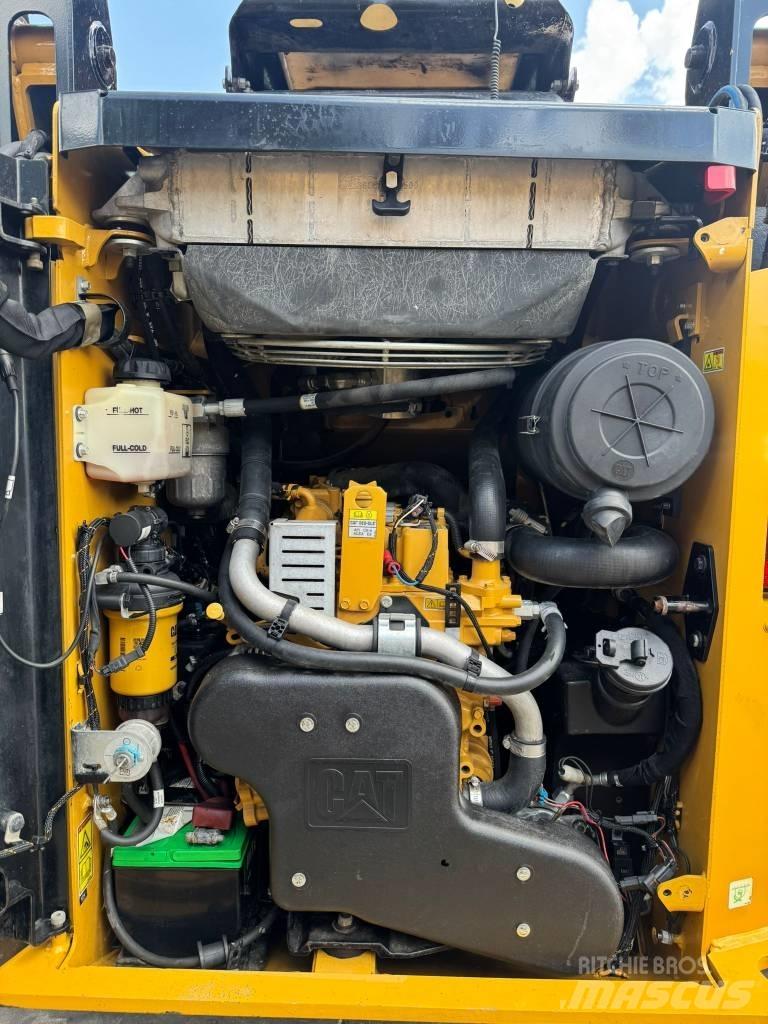CAT 259D3 Schrankladers