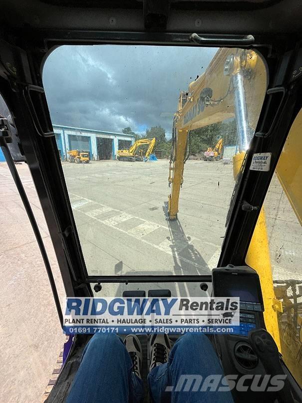 JCB JS 220 LC Rupsgraafmachines
