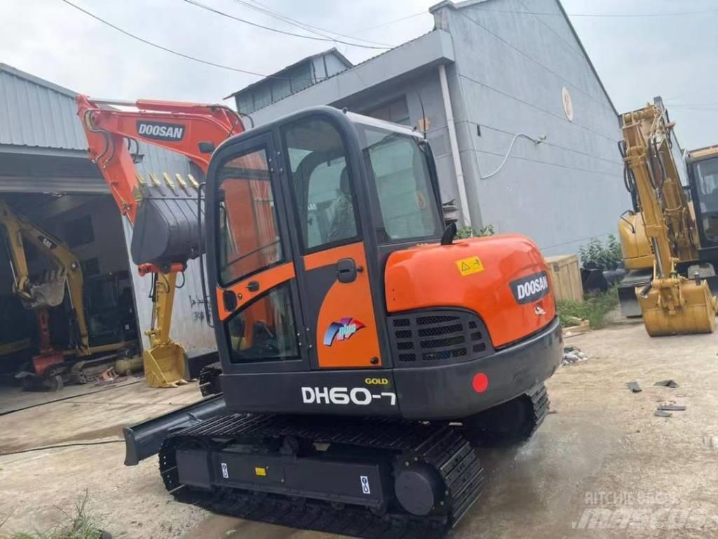 Doosan DH 60-7 Minigraafmachines < 7t