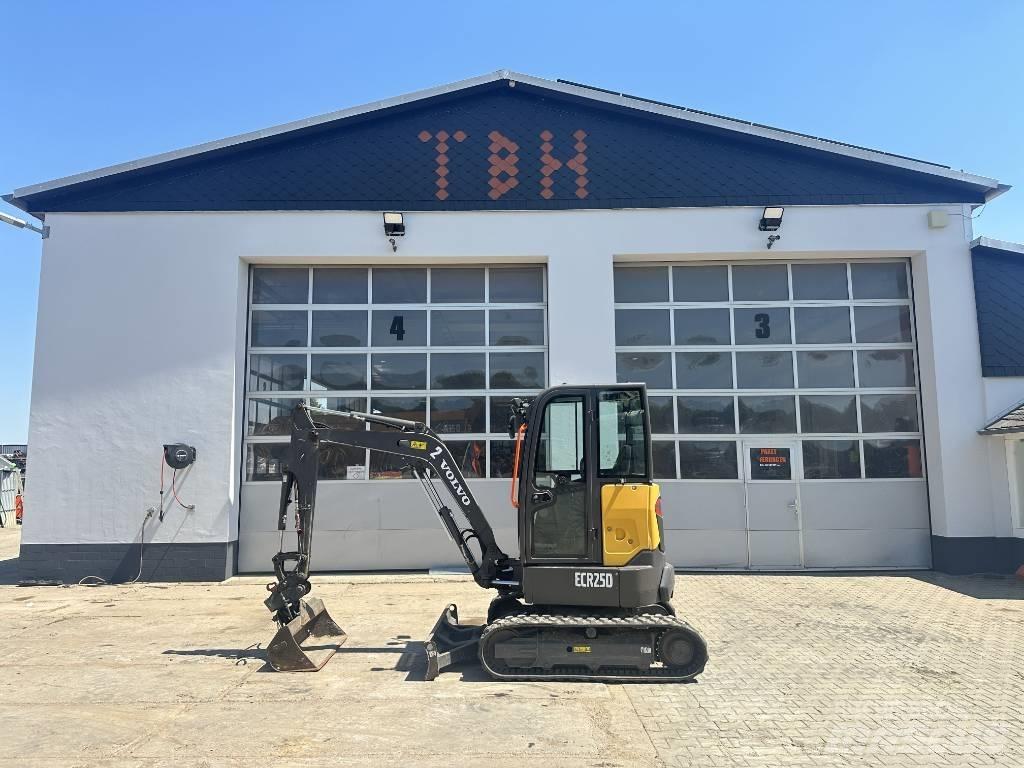 Volvo ECR 25 D Minigraafmachines < 7t