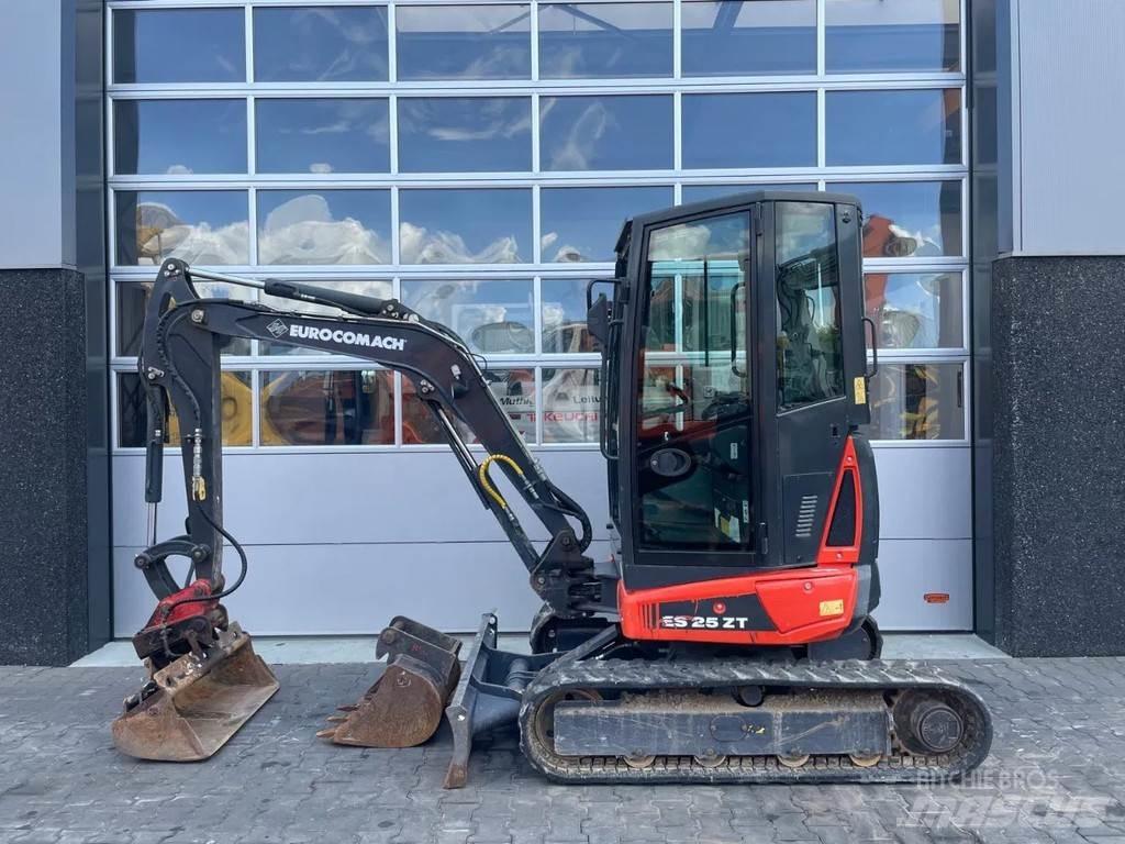 Eurocomach ES25ZT Minigraafmachines < 7t