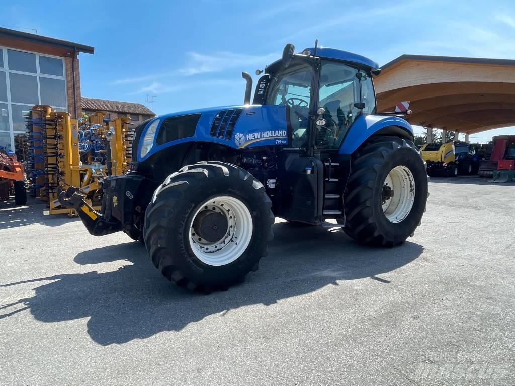 New Holland T 8.360 Tractoren