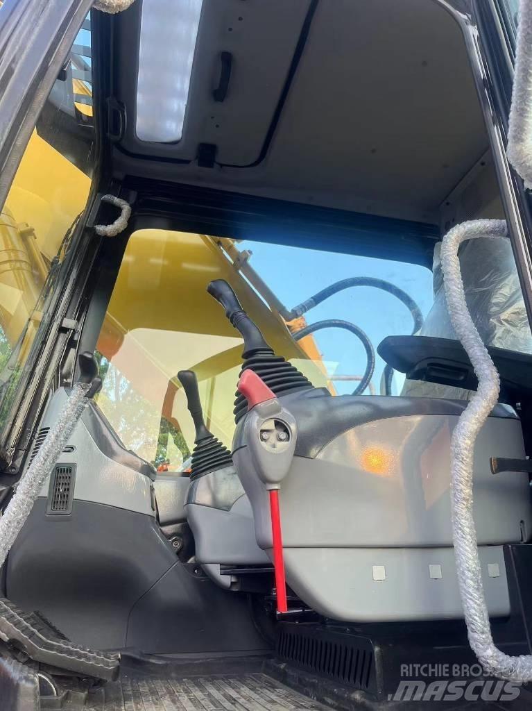 Komatsu PC 200-8 Rupsgraafmachines
