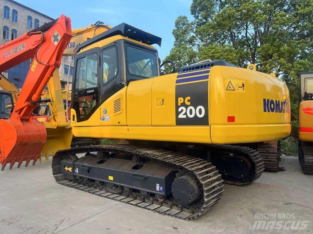 Komatsu PC 200-8 Rupsgraafmachines