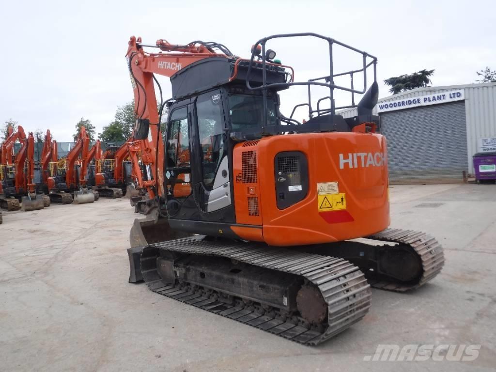 Hitachi ZX 135 USB-6 Rupsgraafmachines