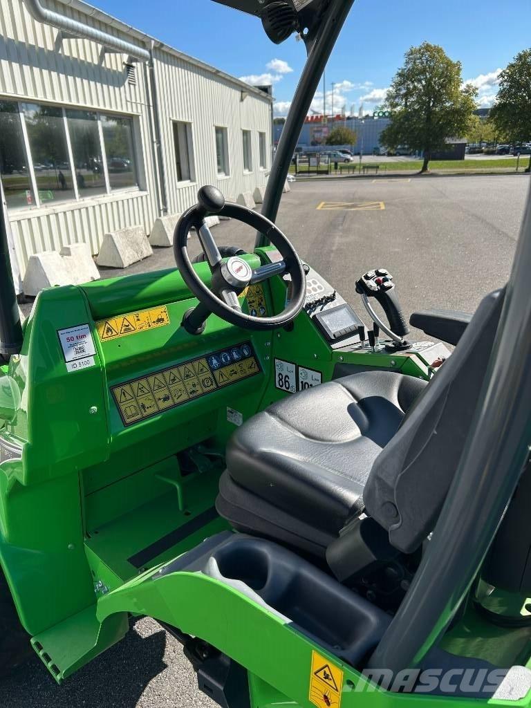 Avant 755 Schrankladers