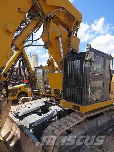 Liebherr 944C Speciale Graafmachines