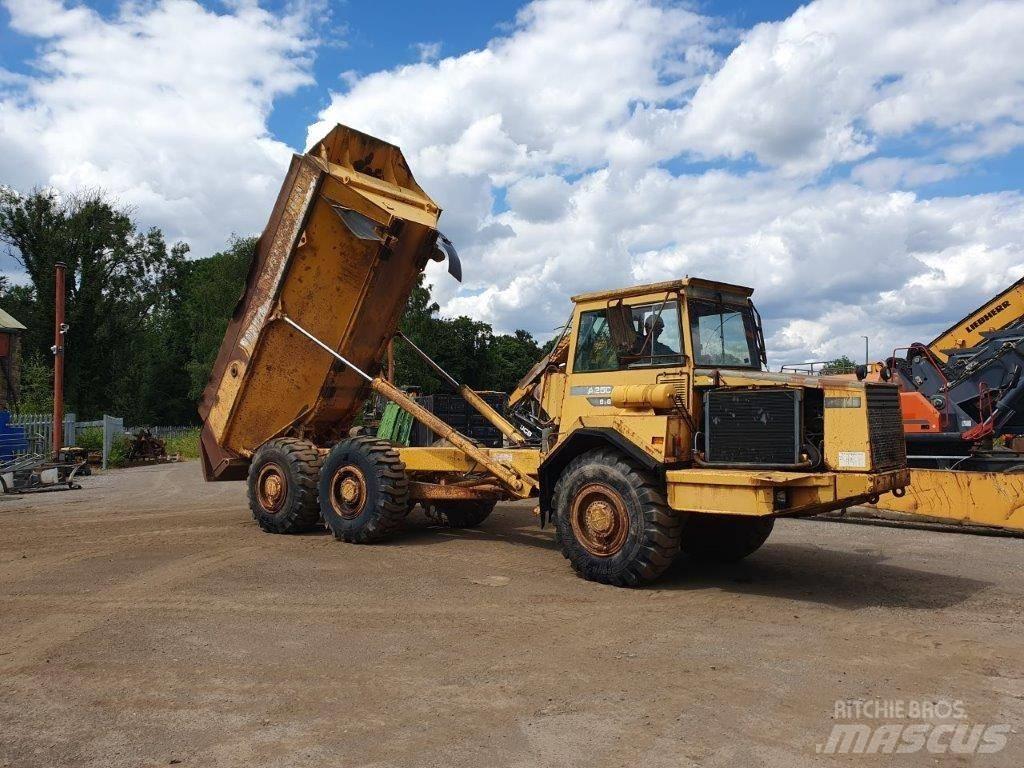 Volvo A 25 C Knik dumptrucks