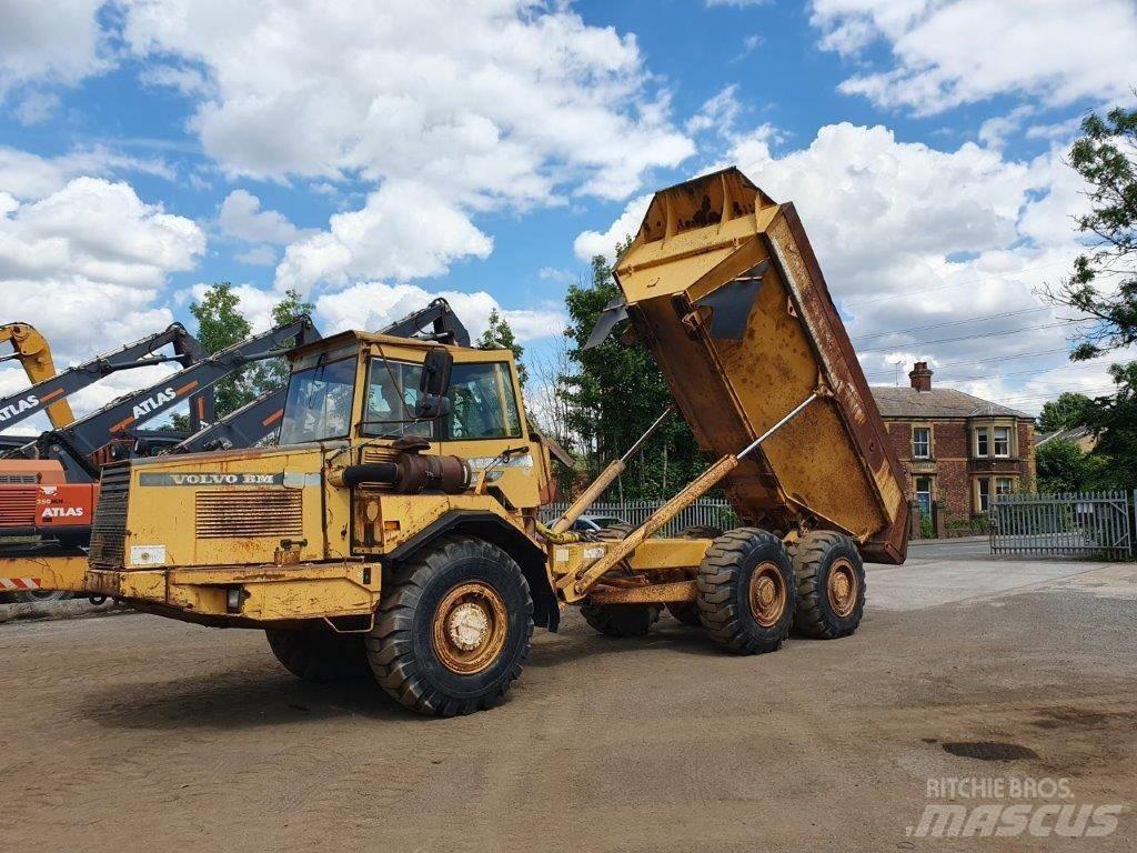 Volvo A 25 C Knik dumptrucks