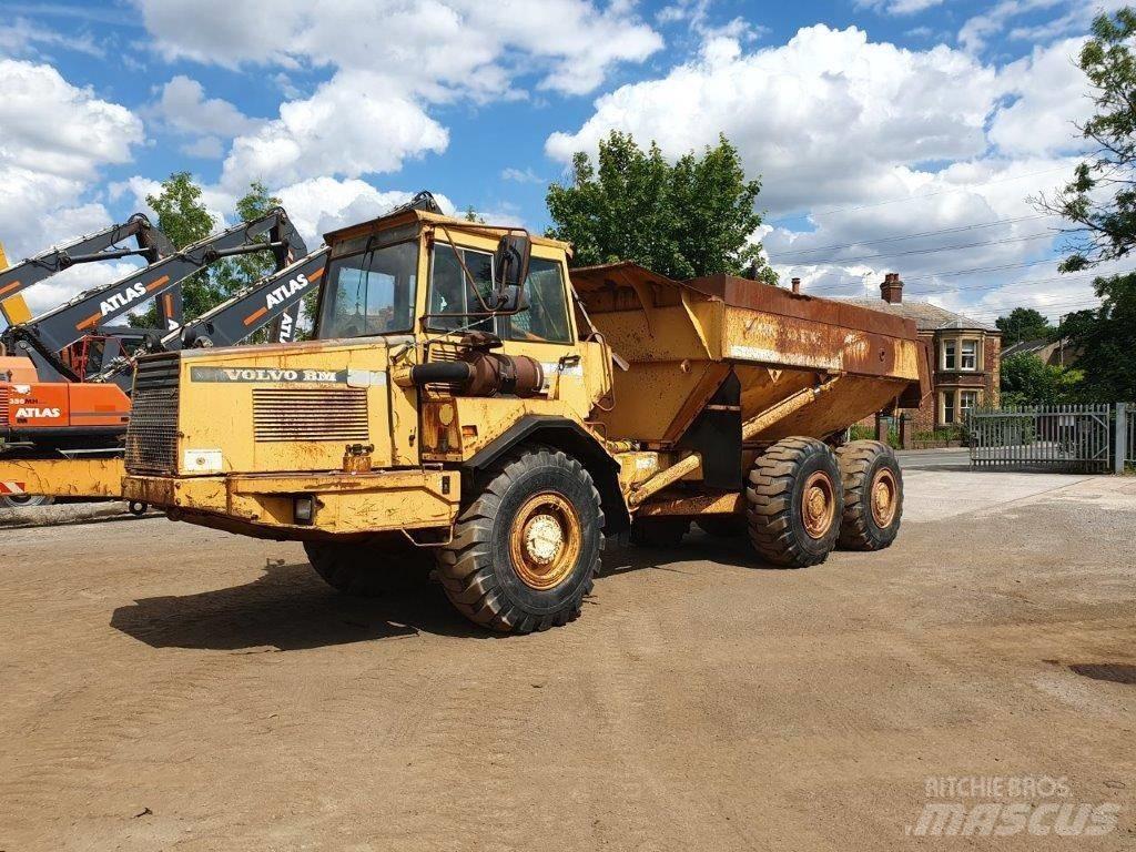 Volvo A 25 C Knik dumptrucks