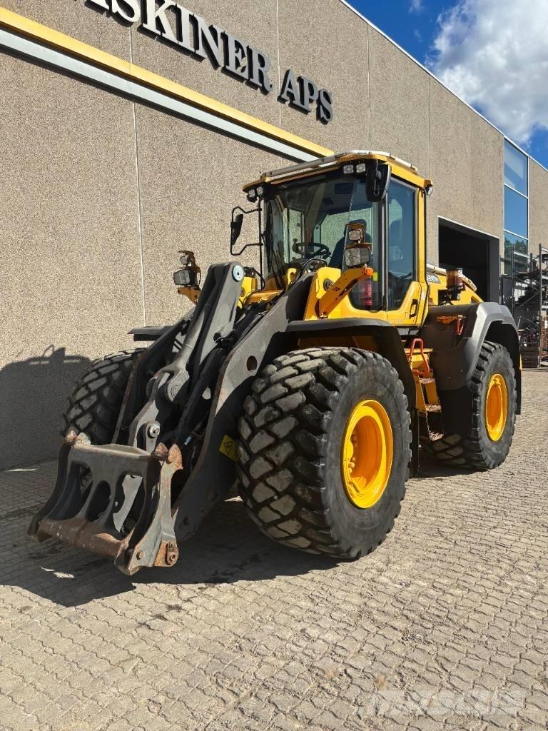 Volvo L 120 H Wielladers