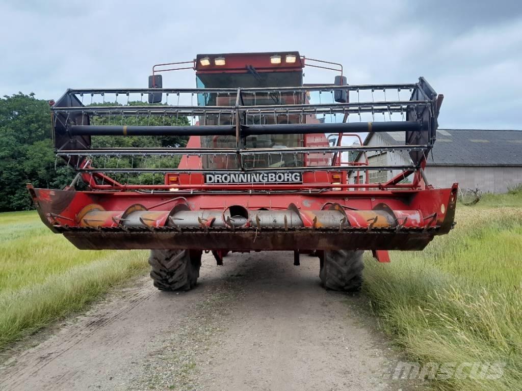 Dronningborg D 7500 Maaidorsmachines