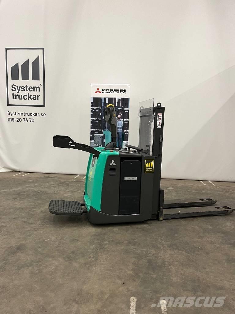 Mitsubishi PBV20PD Meeloop stapelaar