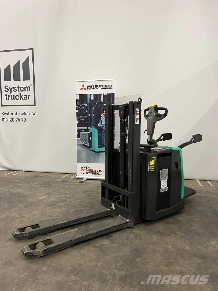 Mitsubishi PBV20PD Meeloop stapelaar