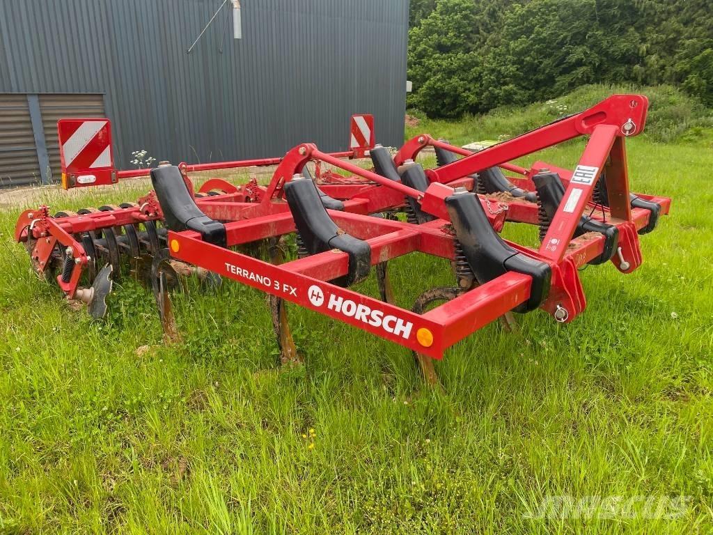 Horsch Terrano 3 FX Cultivatoren