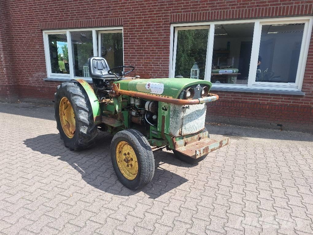 John Deere 1020 Tractoren