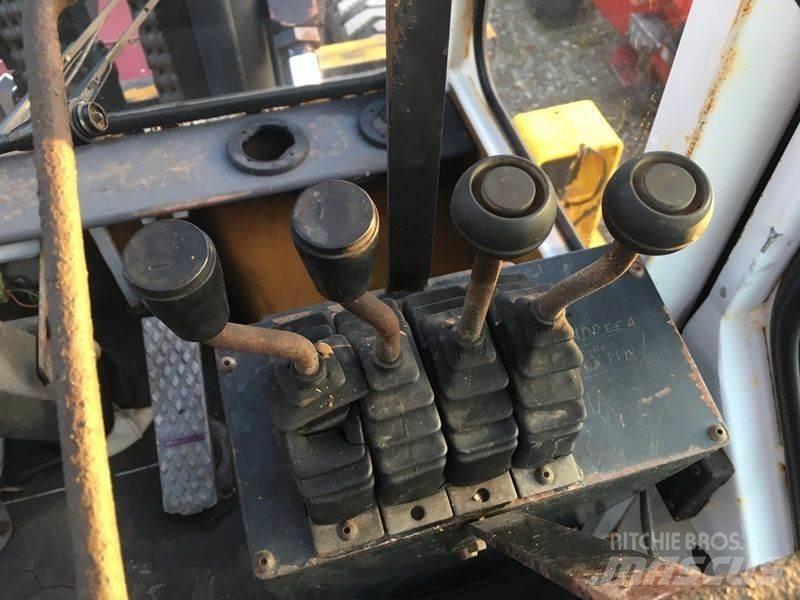 Kalmar DC15-1200 Diesel heftrucks