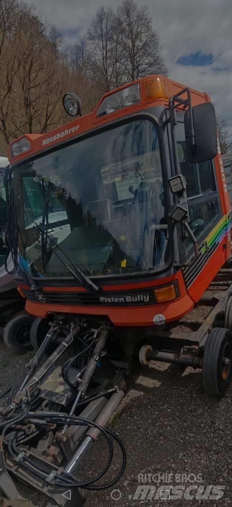 Kässbohrer PB 240 D Sneeuwschuivers en -ruimers