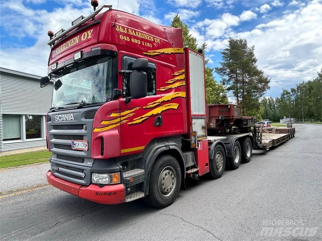 Scania R560 8x4 Trekkers