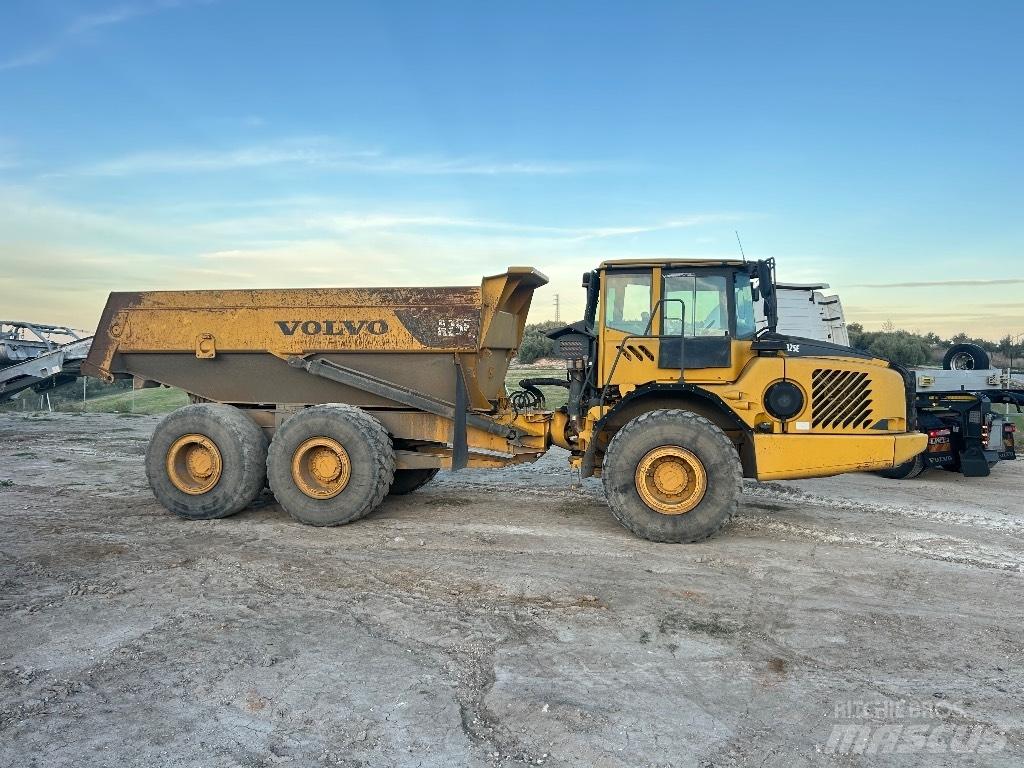 Volvo A 25 E Knik dumptrucks