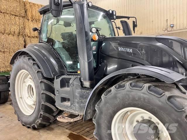 Valtra T 234 V Tractoren