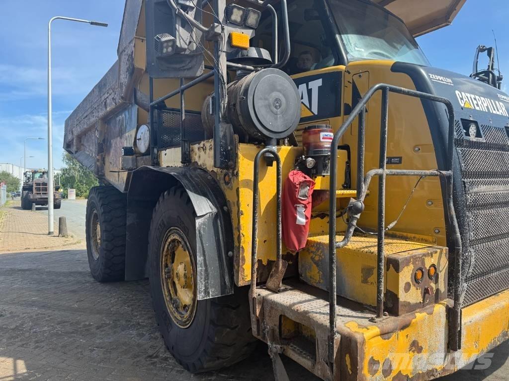 CAT 770 Starre dumpers