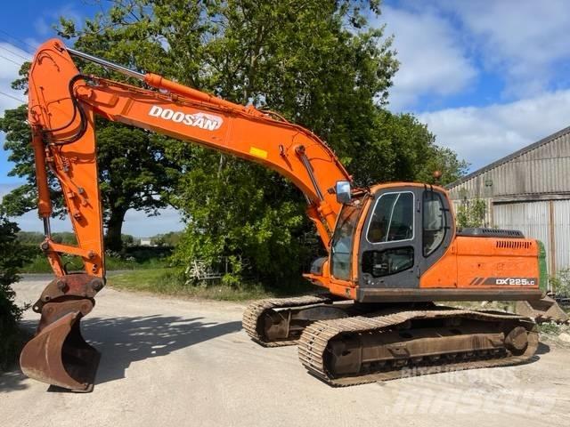 Doosan DX 225 LC Rupsgraafmachines