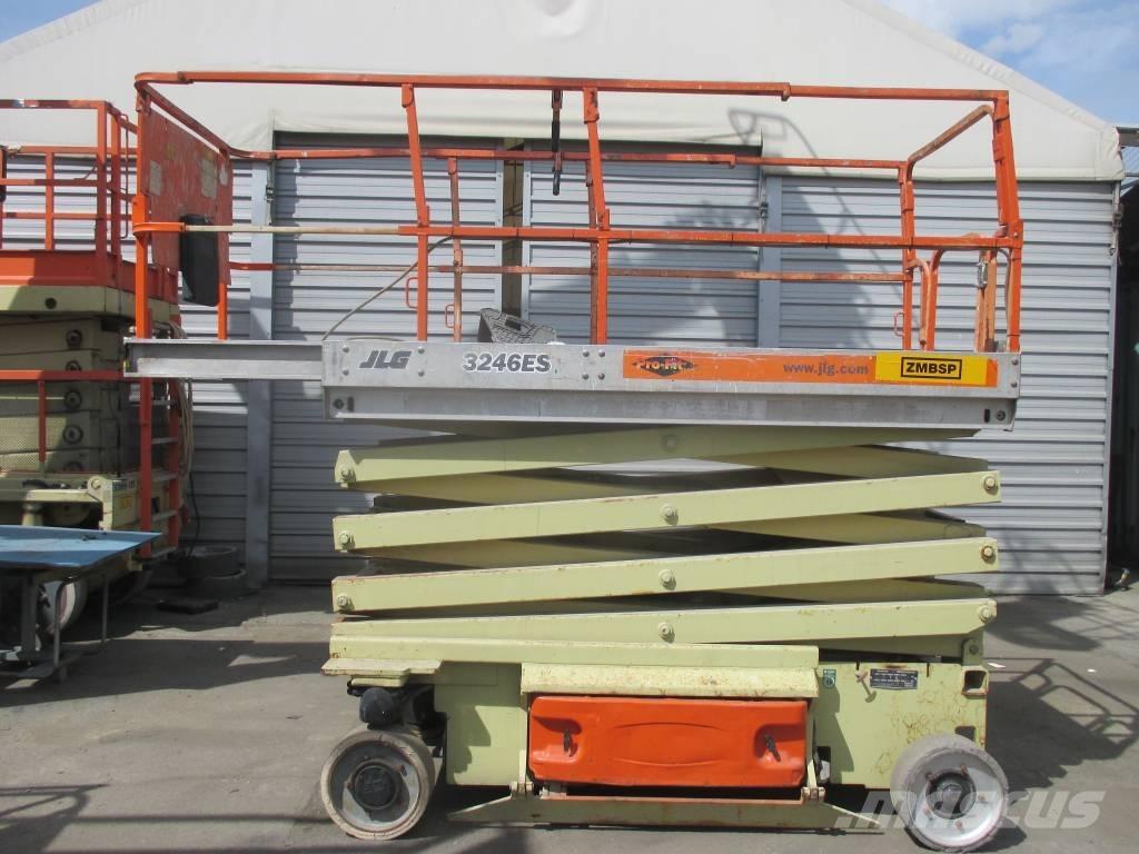 JLG 3246 ES Schaarhoogwerkers