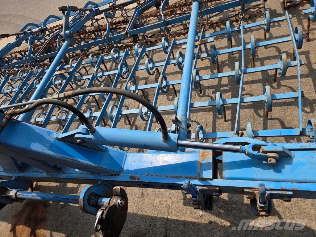 Lemken Koralle 4/560 Cultivatoren