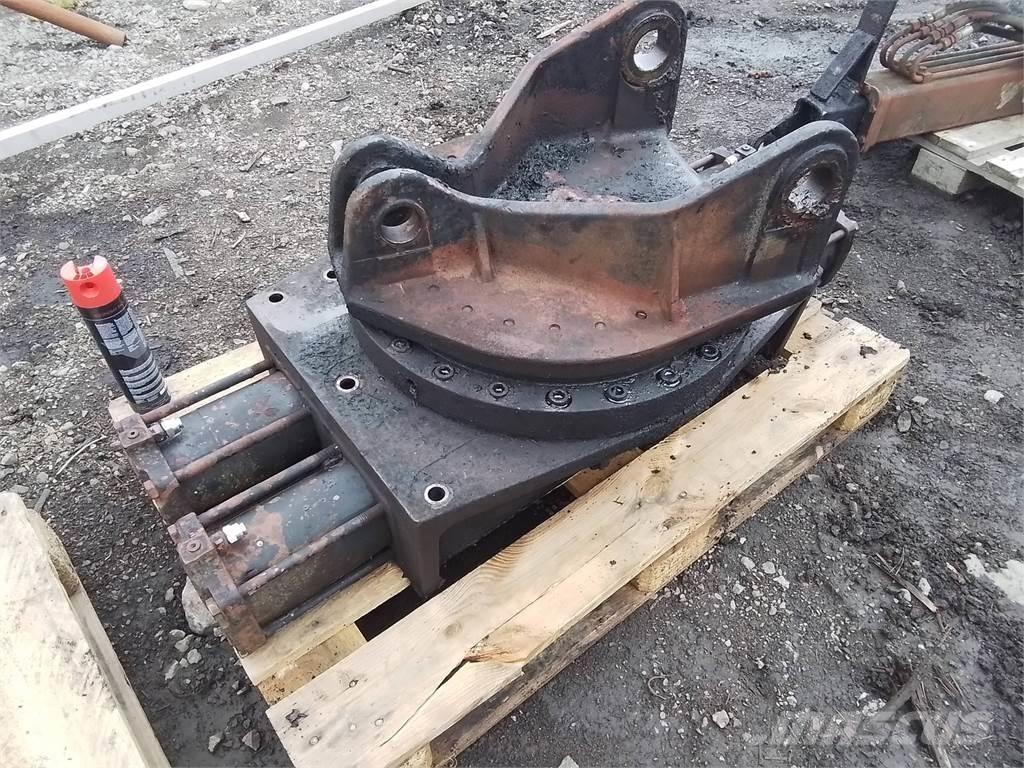 Rottne RG83 Uitrijwagenkranen