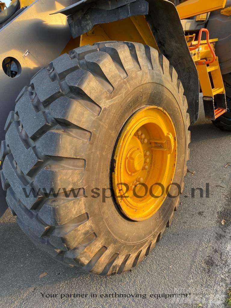 Volvo L 120 H Wielladers