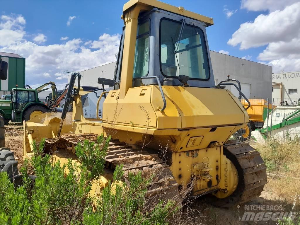 Komatsu D 65 E Rupsdozers