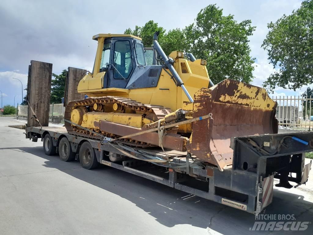 Komatsu D 65 E Rupsdozers