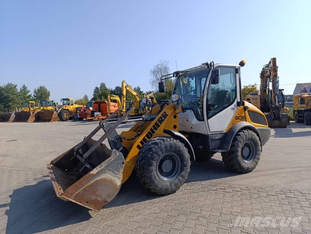 Liebherr L506C Wielladers