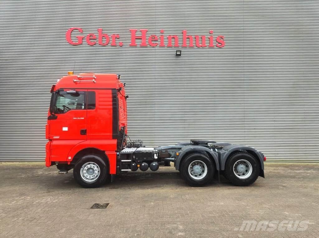 MAN TGX 33.580 6x4 Trekkers