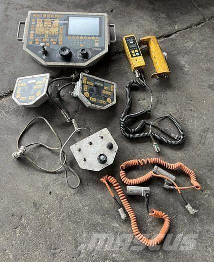 Volvo P 7820C Asfaltafwerkmachines