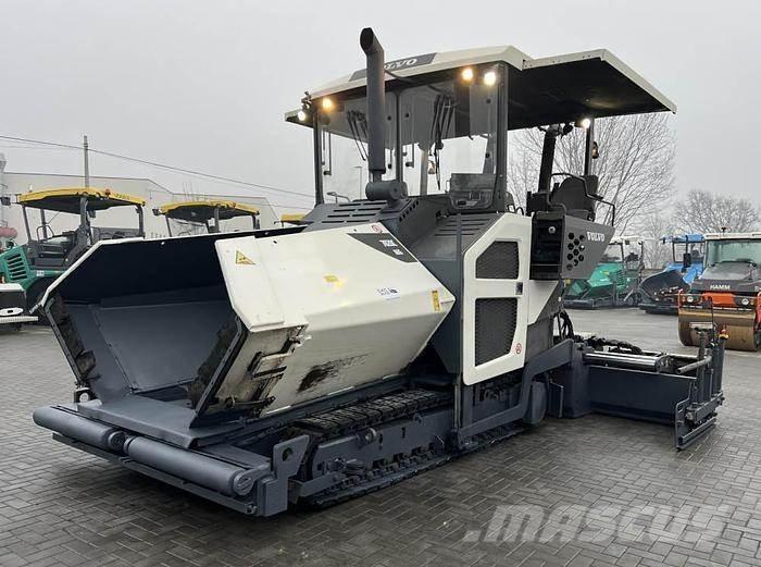 Volvo P 7820C Asfaltafwerkmachines