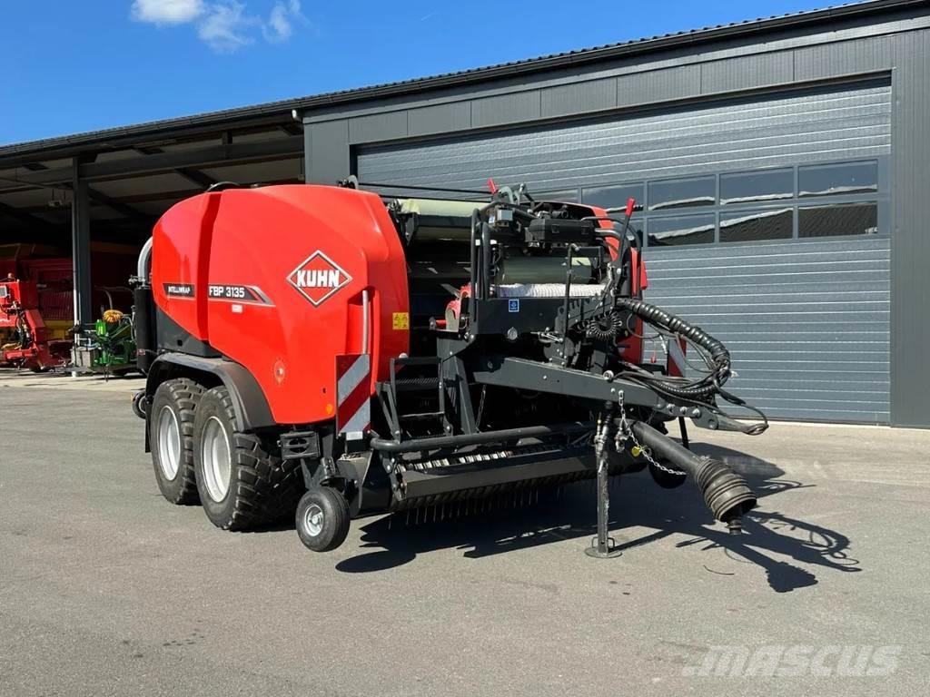 Kuhn FPB 3135 Getrokken veldhakselaar