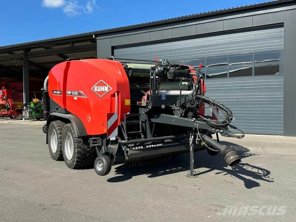 Kuhn FPB 3135 Getrokken veldhakselaar