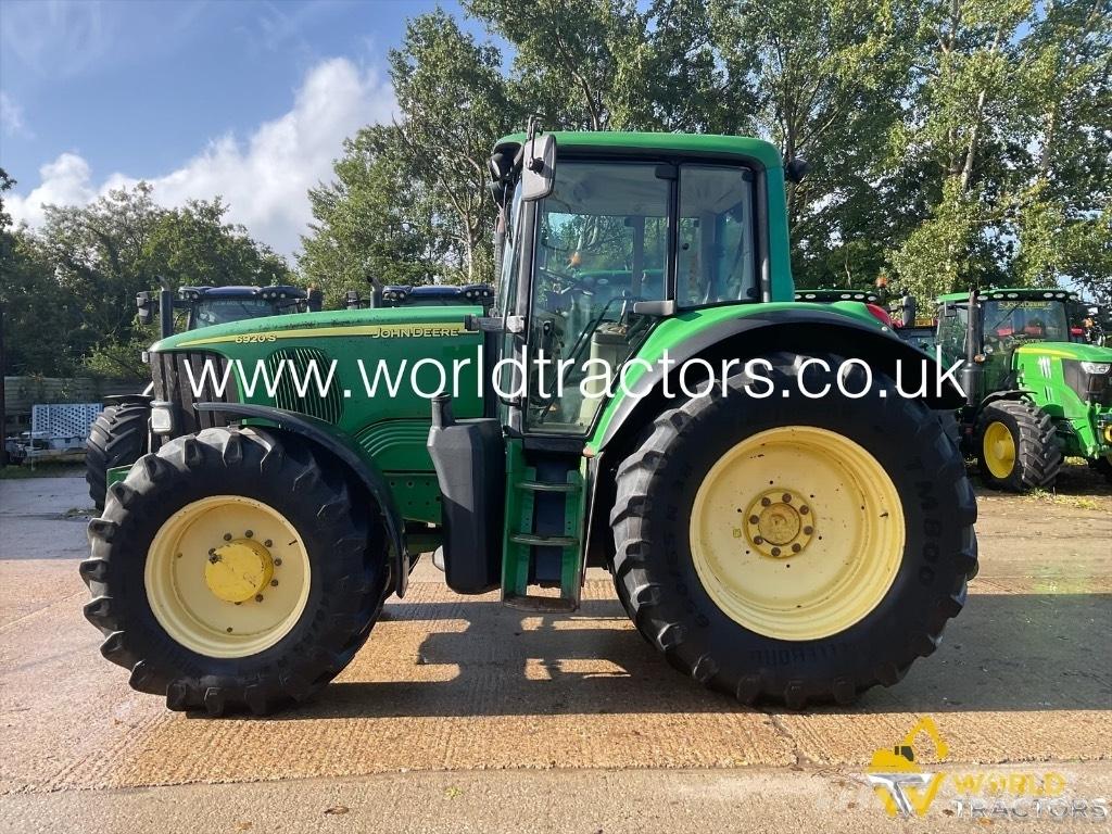 John Deere 6920 S Tractoren