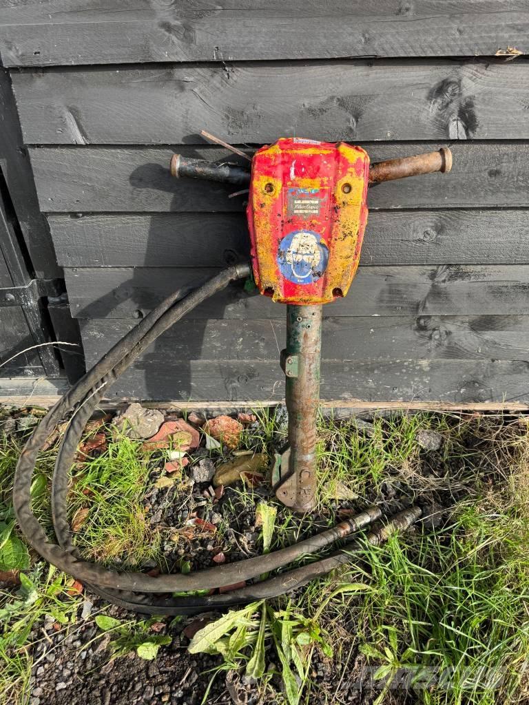 Atlas Copco BREAKER Hamers en brekers