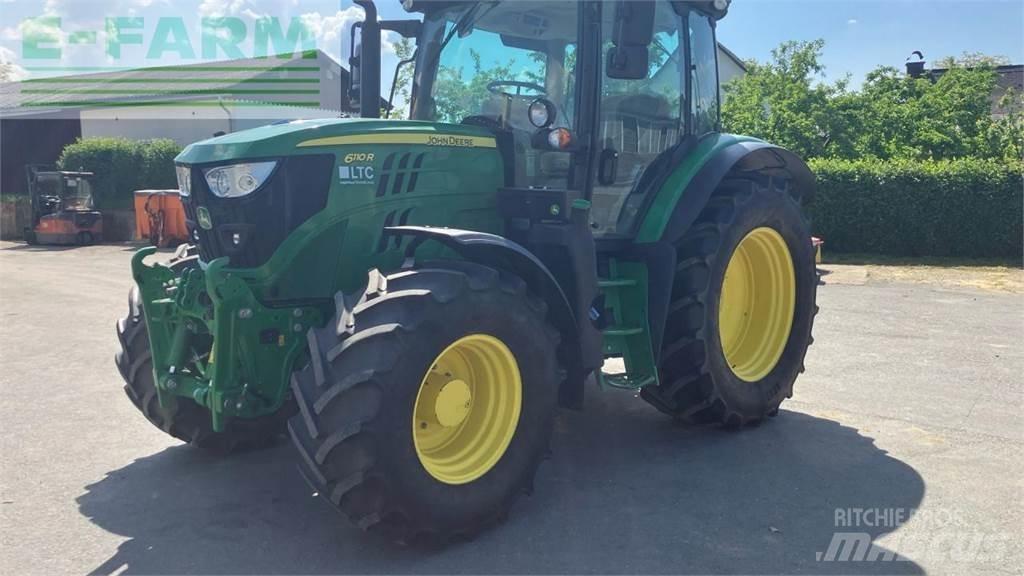 John Deere 6110R Tractoren