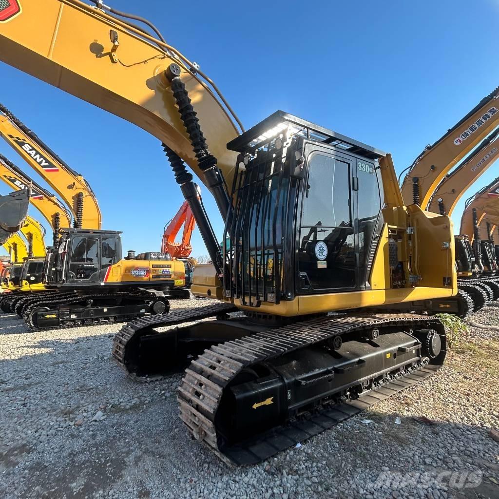 CAT 330 Rupsgraafmachines