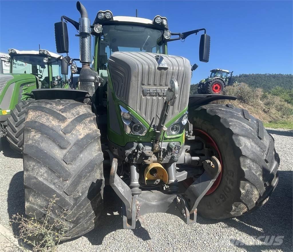 Fendt 933 Vario Tractoren