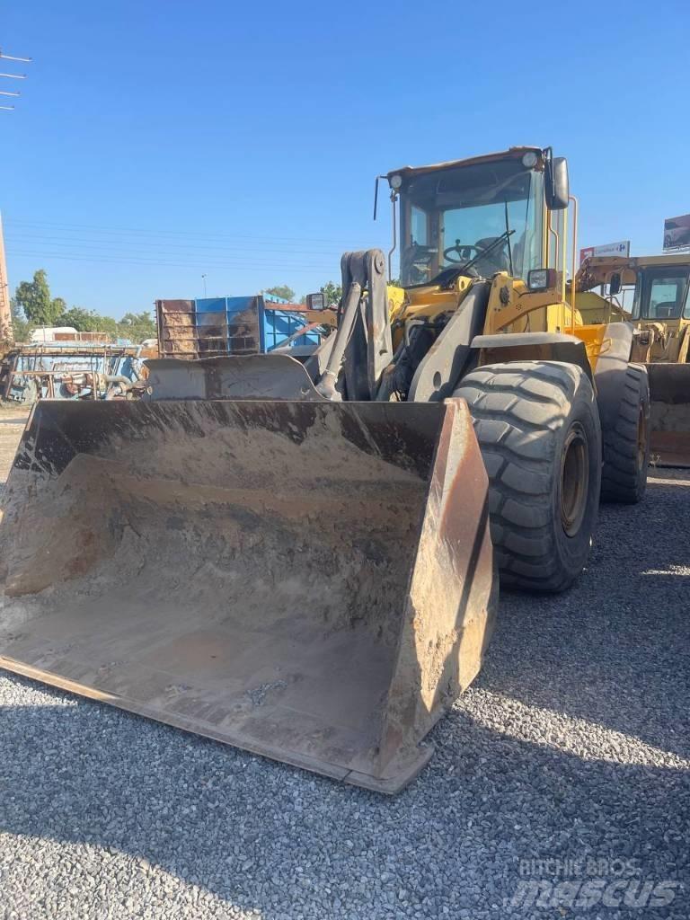 Volvo L 120 E Wielladers