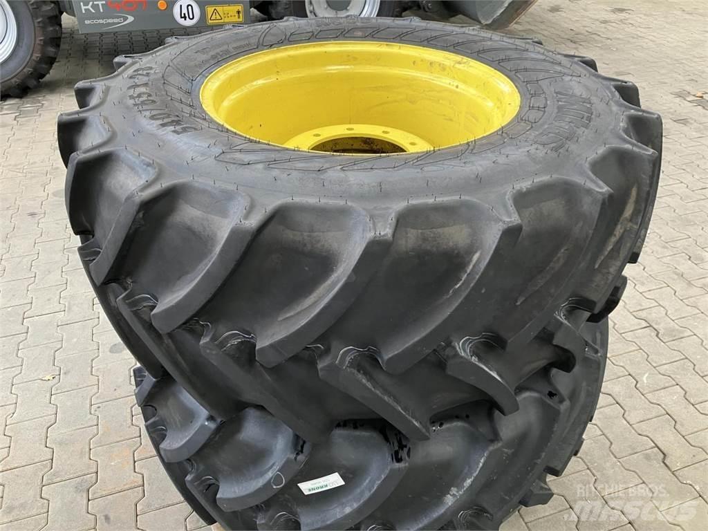 Mitas 540/65R28 Banden, wielen en velgen