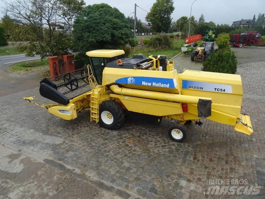 New Holland TC 54 Maaidorsmachines